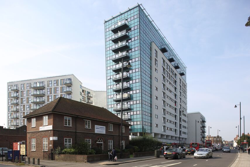 Vision 50 Doors, ConceptWall 50 Façades, ConceptSystem 68 Doors and ES 50 Windows - Apartmentcomplex Enfield Central located in Enfield, United Kingdom