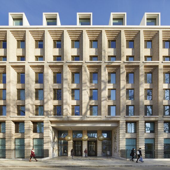 CS 38-SL Cancelled Systems - Cartwright Gardens located in London, United Kingdom