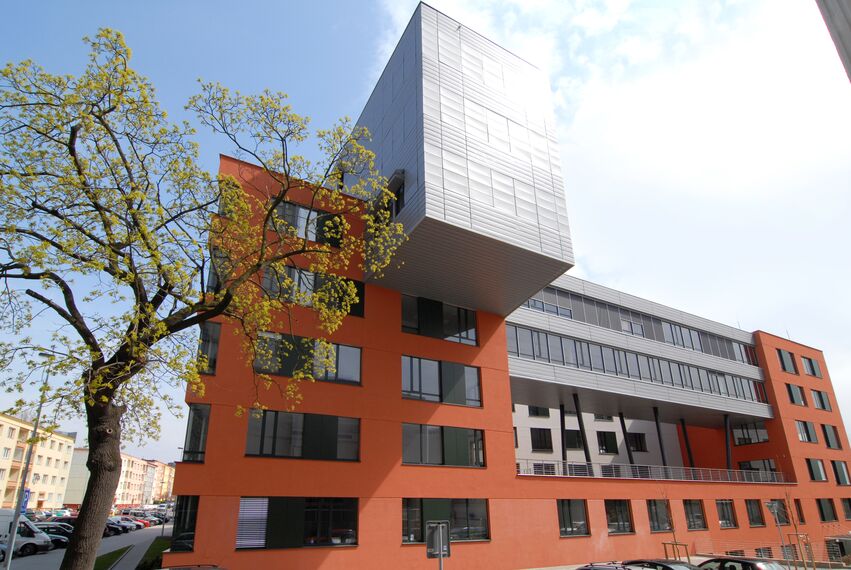 ConceptWall 50 Façades and CW 50-FP Façades - East Building located in Poznań, Czech Republic