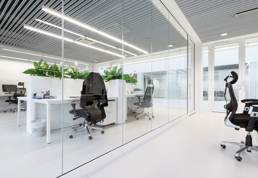 CW 50-HI Façades and ConceptSystem 59Pa Windows - Pivexin Technology Headquarter located in Babice, Poland