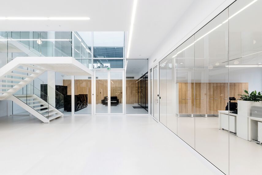 CW 50-HI Façades and ConceptSystem 59Pa Windows - Pivexin Technology Headquarter located in Babice, Poland