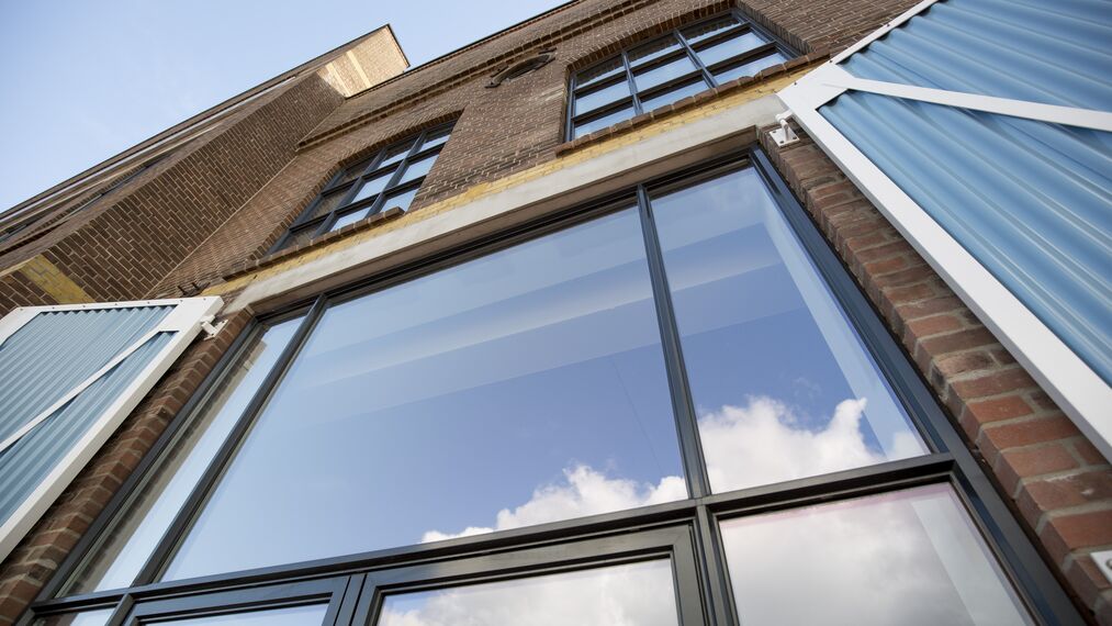 CS 24-SL Windows, SlimLine 38 Standard Windows and SlimLine 38 Classic Windows - Apartmentcomplex Neerlandia located in Utrecht, The Netherlands