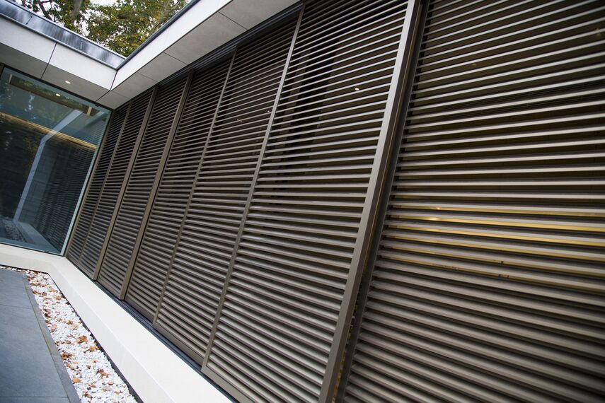 BriseSoleil 40 Solar Shading, HiFinity Sliding & Folding and CS 86-HI (c) Cancelled Systems - Swimming pool Poolhouse Bergen located in Bergen, The Netherlands