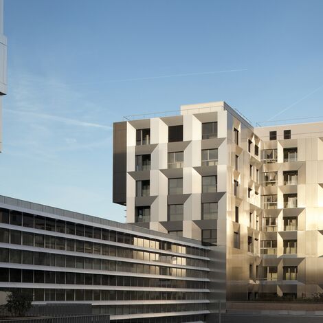 XS 68 Windows and ConceptFolding 77 Sliding & Folding - Apartmentcomplex Macdonald warehouse - Lot N5 and S6 located in Paris, France