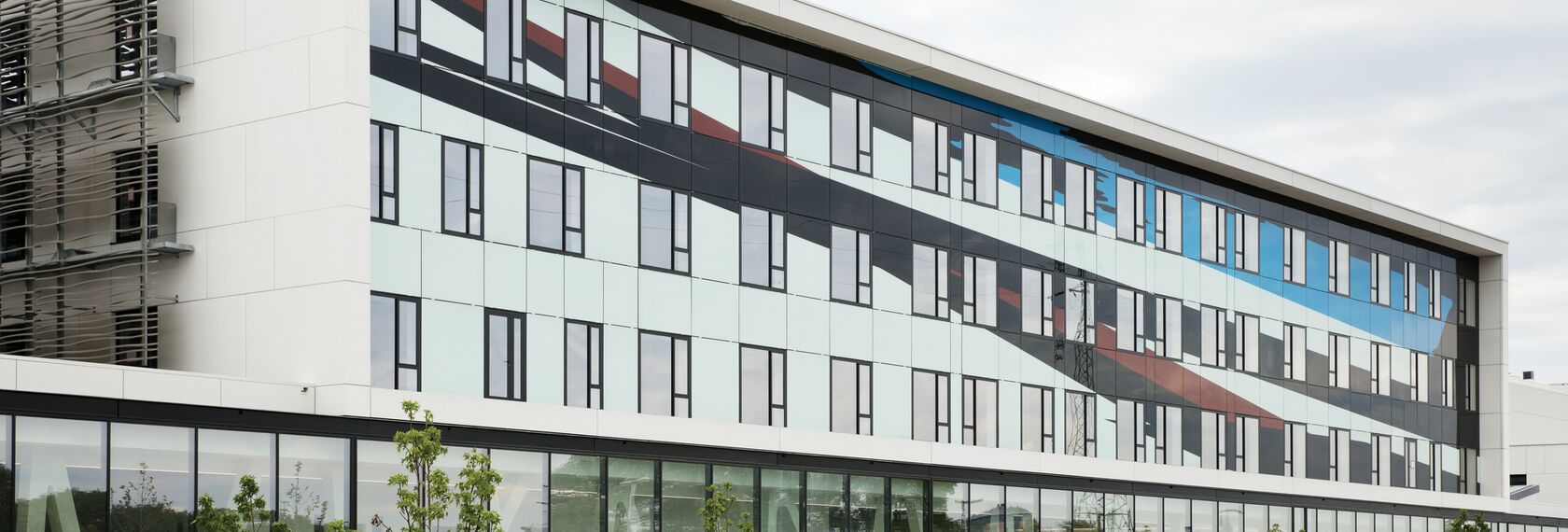 BriseSoleil 100 Solar Shading and ConceptSystem 77 Windows - AZ Sint Maarten located in Mechelen, Belgium